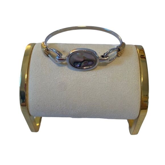Vintage Avon Two Tone Bracelet w/ Mother of Pearl/Abalone Center Stone. - Picture 1 of 5